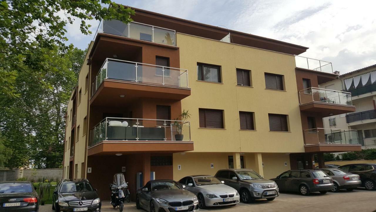 Balaton&Center Wellness Apartman ชิโอฟก ภายนอก รูปภาพ